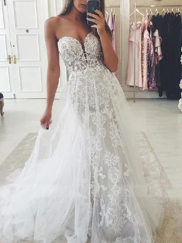 Sweetheart Tulle Wedding Dresses Bridal Gown with Lace Appliques