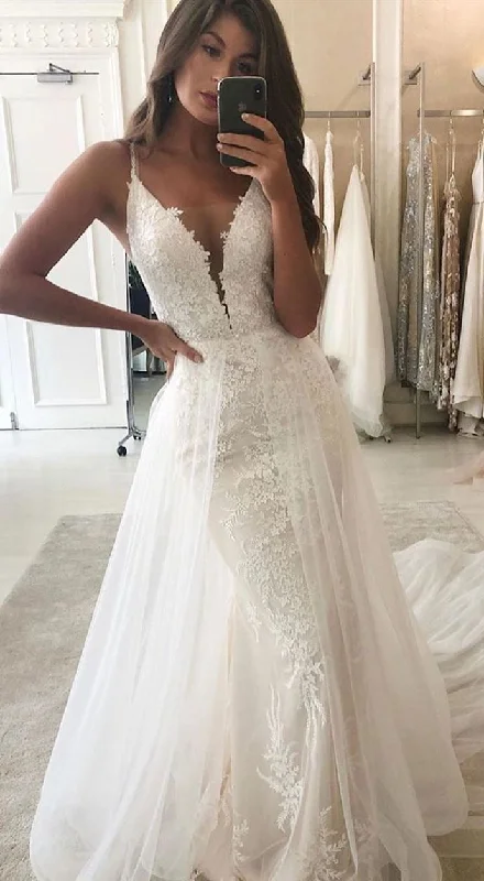 V Neck Sheath Wedding Dresses Bridal Gown with Appliques