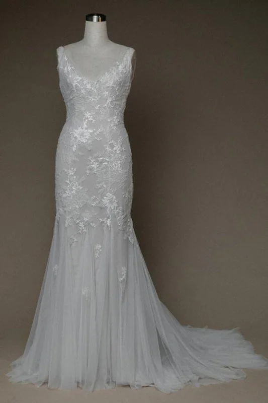 Amazing V-neck Appliques Mermaid Wedding Dress